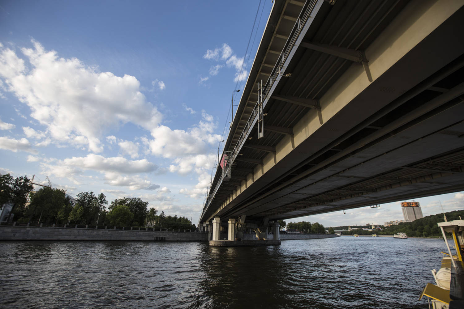 Как строят опоры для мостов под водой